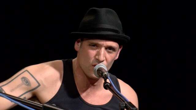 Drew, Erstellt von Rechtsausleger