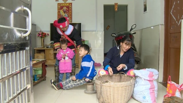 Wohntürme, Seide und die Yao - China am Puls