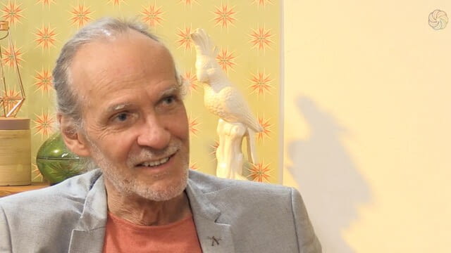 Kamingespräch mit Gerhard Kögler - Idealism Prevails - Unabhängige Medienplattform