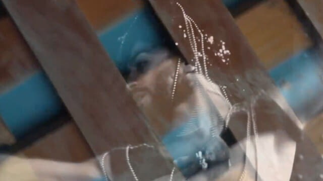 Uyan Uyan - Poplastikka