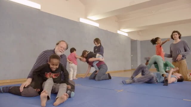 Frieden ist Kinderspiel - Augustin TV