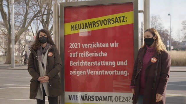 Guerilla-Plakat-Aktion vor der OE24-Redaktion - oktoSCOUT