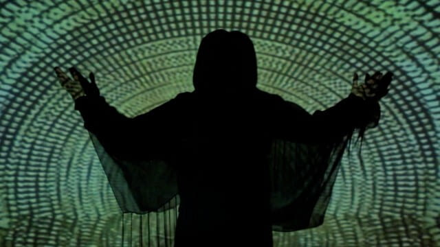 Total Eclipse - Poplastikka