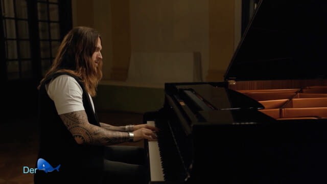 Georg Neumann , Gerhard Bocek Begräbnis - Der Wal