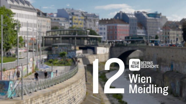 Die Geschichte des 12. Wiener Gemeindebezirks. Von den frühen Anfängen bis heute. Archivmaterial, filmische Impressionen und Interviews mit Zeitzeugen.
Rund um den zweit-wichtigsten Bahnhof der Stadt entdeckt man im zwölft-größten Bezirk von Wien einen Schauplatz der Gegensätze. Am Markt wird gefeilscht wie einst, doch gespeist wie in der heutigen Spitzengastronomie. Neben kleinen Schrebergärten wachsen mächtige Wohnanlagen. Dazwischen treffen Wiener Dialekt mit dem typischen Meidlinger "L" auf unterschiedliche Sprachen und Kulturen, alte Schlossmauern auf die ersten Sozialbauten Wiens. Begeben Sie sich auf eine bunt-gemischte Reise zwischen gestern und heute!