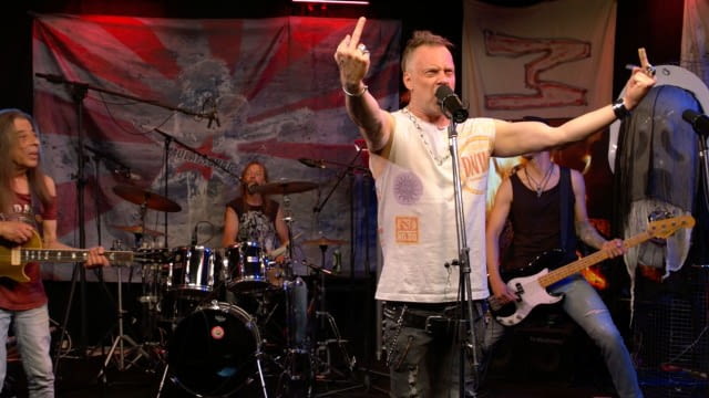 HARRI STOJKA ANARCHY LIVE IM STUDIO ZUM MITTELPUNKT DER WELT - Mulatschag