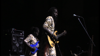Posterframe von Afrika TV: Carlou D - Live vom Festival Glatt & Verkehrt 2013