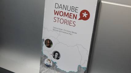 Posterframe von Danube Women Stories