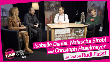 Posterframe von Bussi Fussi: Das Leben ist kein Ponyhof #29 mit Natascha Strobl, Isabelle Daniel und  Christoph Haselmayer