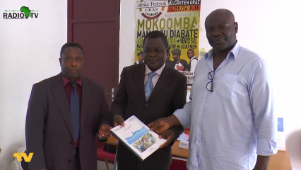 Posterframe von Afrika TV: Wasserkartographie in Douala 5