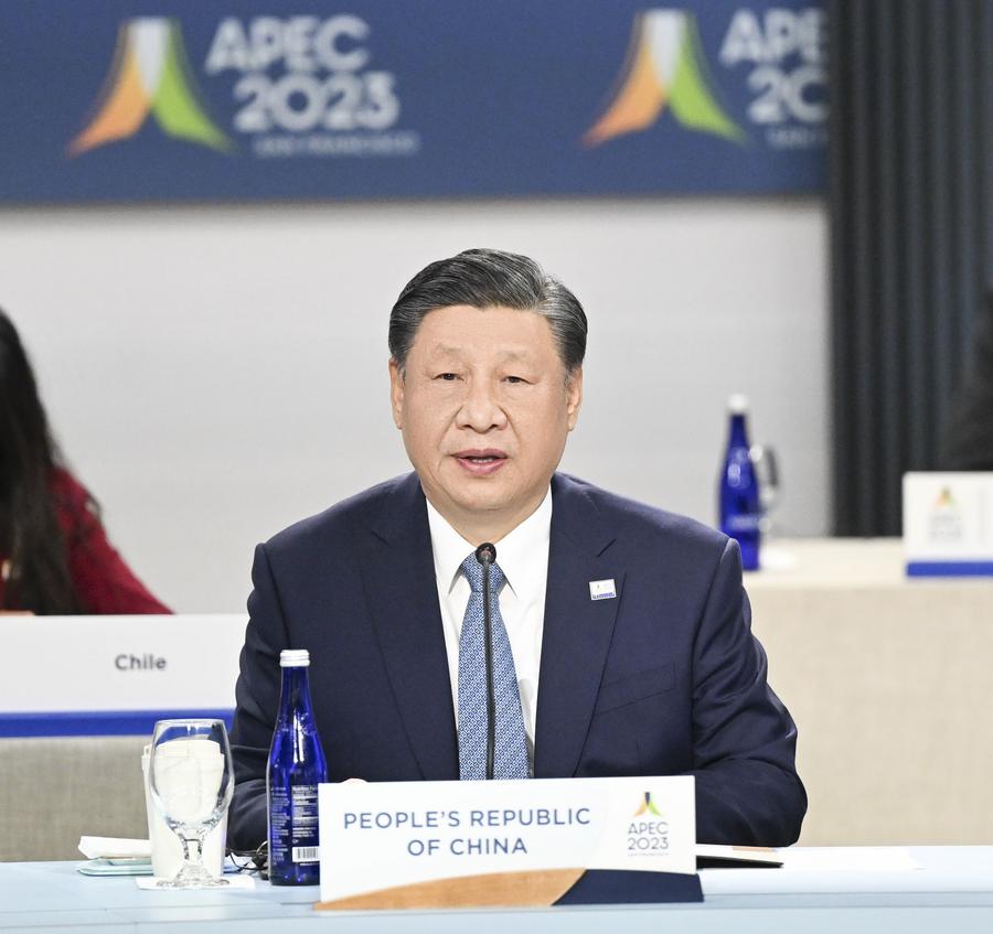 Xi Jinping delivers a speech at the 30th Asia-Pacific Economic Cooperation (APEC)