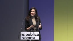 re:publica Vídeň: NIKDO NEŘEKL "VÁLKA" — AYA JAFF