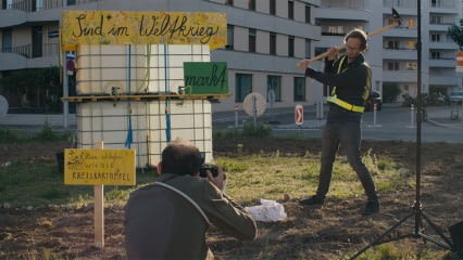 OKTO ZUM ÖSTERREICHISCHEN WELTERSCHÖPFUNGSTAG: SPARSCHWEIN VON CHRISTOPH SCHWARZ