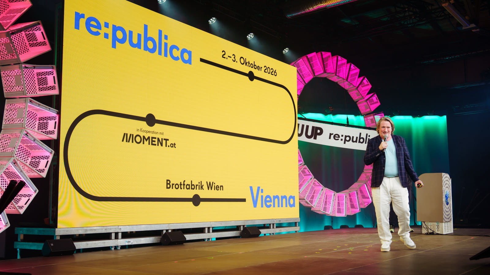DIE ERSTE RE:PUBLICA VIENNA 2026 AUF OKTO